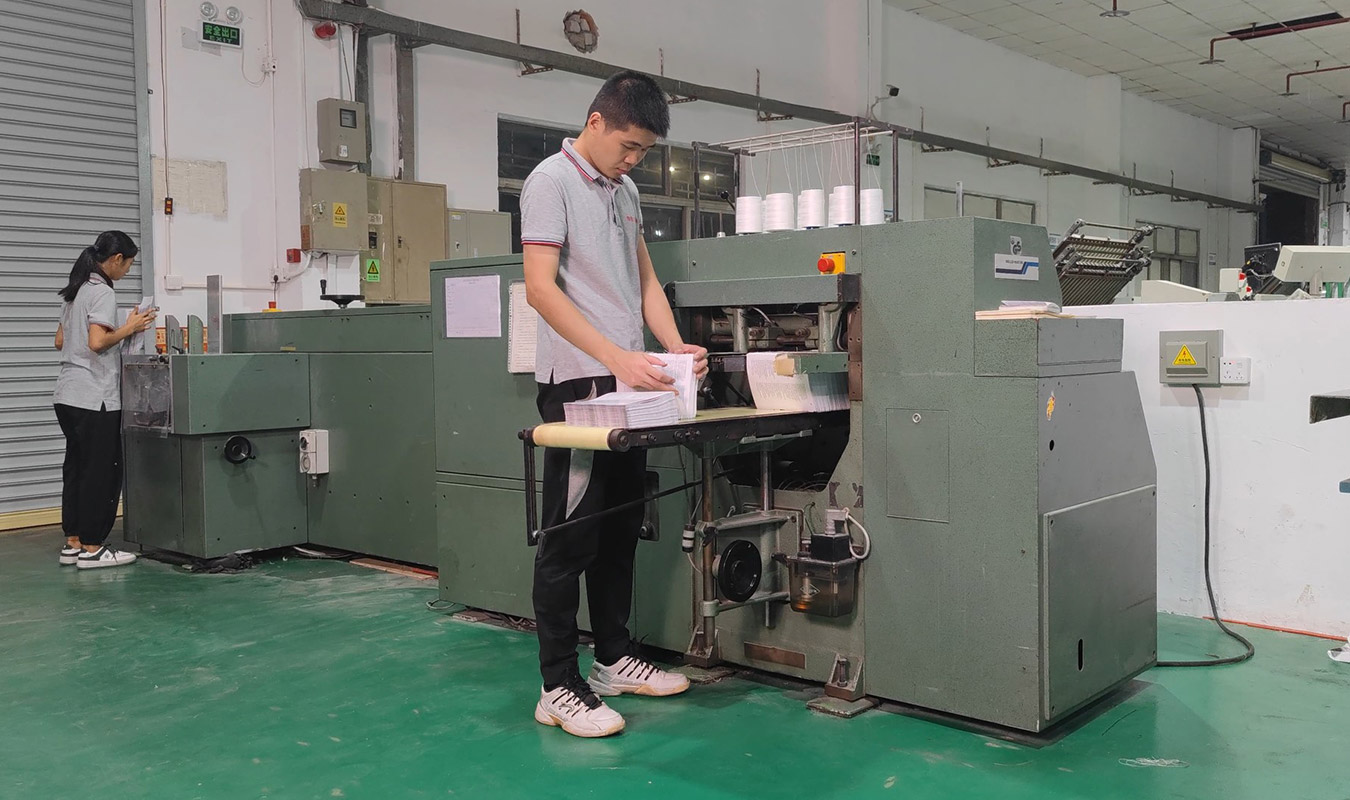 馬天尼全自動鎖線機(jī)